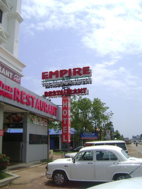 Empire The Grande Suites Kochi Εξωτερικό φωτογραφία